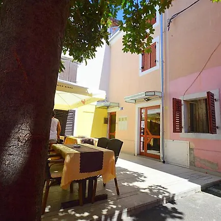 Kuca Marko Porec-centar Apartment
